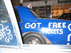 Downtown Toronto after Leafs won the Quarter Finals 72.JPG